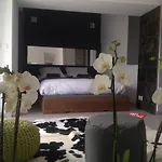 609 فندق *