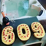 609 فندق نيم